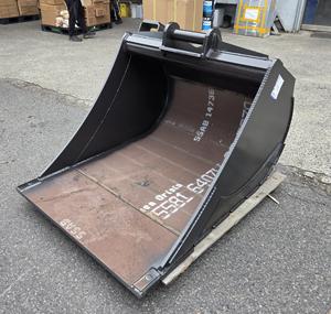 Cucharón de Acero Reforzado Hardox Body Grading Bucket II, Resistente al Desgaste, para Trabajos de Excavación de Alta Demanda - Product Image 1