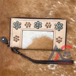 Cartera tallada a mano de piel de vaca, funda de teléfono de embrague, Cartera de diseñador con estilo, multiusos, carteras de pulsera de cuero occidental - Product Image 1