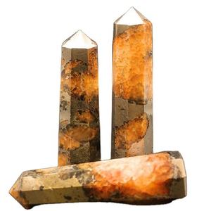 Punto de sanador dorado de pirita de cristal Natural de alta calidad para curación y meditación de Reiki Puerta de Leones tallada estilo de torre de cuarzo-amor - Product Image 1