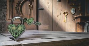 Antique Vintage Style Solid Brass Smart Padlock with 2 Keys Working Condition Locks - Product Image 4