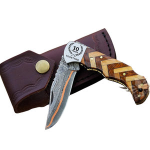 Couteau de poche pliant d'extérieur le plus vendu, lame en acier Damas cuivré à biseau, manche en bois tactique de survie pour le camping et la chasse - Product Image 1