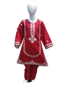 Robe fantaisie readymade pour enfants (filles) de haute qualité Robe en coton readymade de qualité d'exportation Robe pakistanaise respirante pour enfants - Product Image 4