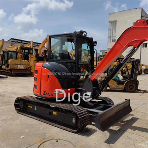 Excavatrice d'occasion Hitachi ZX55USR-5A Mini chenille 5 tonnes Moteur Yanmar Pompe hydraulique d'origine Facile Modèle 2018-2022 Vente au comptant - Product Image 4