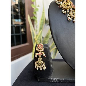 Conjunto de Collar y Pendientes Étnicos Tradicionales Rajasthani Jadau para Mujer con Baño de Oro y Moissanita - Product Image 2