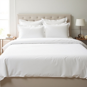Drap en satin blanc de qualité hôtelière, respirant, en pur coton tissé, poids moyen, 240x280cm, 250 fils, mercerisé, brillant - Product Image 3