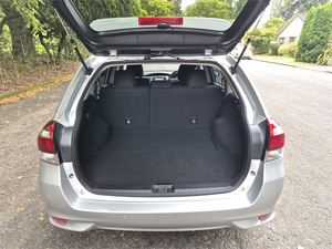 Auto Usado con Bajo Kilometraje, <span class=keywords><strong>Toyota</strong></span> <span class=keywords><strong>Corolla</strong></span> 2020, 1.5 Híbrido, CVT, 2WD, Envío a Todo el Mundo - Product Image 6