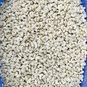 Noix de cajou prêtes à être expédiées W180 W240 W320 Noyaux de noix de cajou SANTIGO Noix de cajou en gros OEM, ODM Emballage - Product Image 1