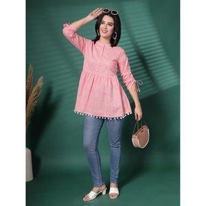 Eleva tu guardarropa diario con este exquisito vestido casual de popelina de algodón puro ecológico para mujer, ideal para primavera/verano, con detalles en color caramelo. - Product Image 1