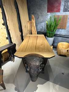 Mesa de Comedor de Lujo Hecha a Mano con Escultura de Bisonte en Madera de Olmo Sólido, Mesa Artística para Villa, Galería y Oficina Ejecutiva - Product Image 4