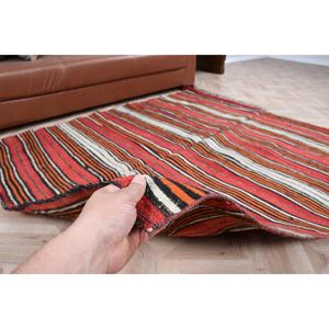 Tapis turc 5,1 x 5,8 pieds, tapis en laine rouge et noir à pois vintage - Product Image 3