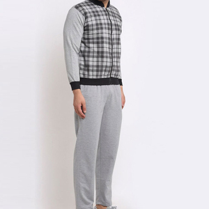 Nuevos Conjuntos Deportivos para Hombre con Estilo a Precio de Mayoreo, Venta Directa de Fábrica, Transpirables, de Secado Rápido, 100% Algodón, Conjuntos Deportivos para Hombre en Venta - Product Image 3