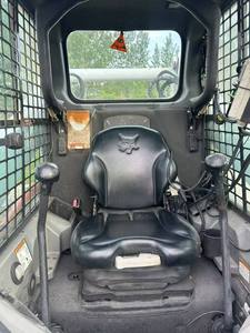 Minicargadora Bobcat T3800 de Segunda Mano con Motor Diésel y Cargador Frontal - Product Image 4