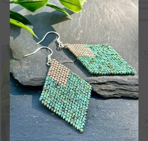 Pendientes de Cuentas de Turquesa y Plata de Primera Calidad, Pendientes de Cuentas Tejidos a Mano - Product Image 2
