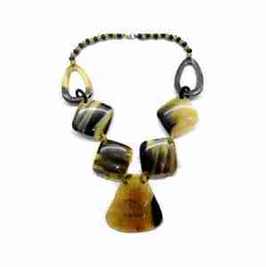 Collier indien artisanal religieux, en corne de buffle naturelle graduée, écologique - Product Image 6