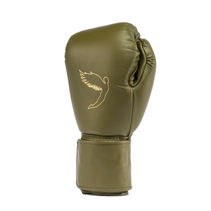 Ensemble de boxe personnalisé en cuir véritable de qualité supérieure avec logo, fermeture auto-agrippante et lacets antidérapants pour le Muay Thai - Product Image 3