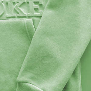 Vente en gros Logo personnalisé hommes gaufrage sweats à capuche avec col à capuche motif solide pour l'hiver - Product Image 4