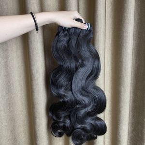 Lujosas tramas de cabello crudo Remy vietnamita con ondas corporales para extensiones suaves y naturales - Product Image 3
