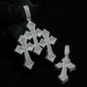 Pendentif croix en diamant Moissanite personnalisé unisexe Baguette et coupe Hip Hop bijoux religieux pour fêtes - Product Image 3