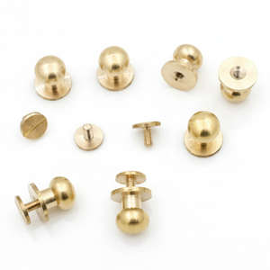 Remache de tornillo de cabeza de latón personalizado OEM, tachuela decorativa anticolisión, hebilla para bolso de cuero CNC - Product Image 1