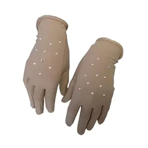 Özel Rhinestones moda eldiven buz rakam pateni pakistan'dan nefes spor eldiven