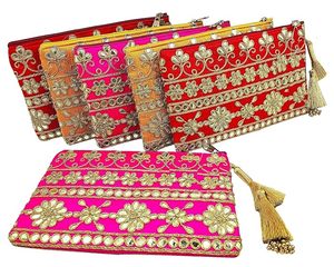 Mini pochettes à pièces brodées Zari cadeau de retour de mariage indien petit sac à main Potli pour Mehndi haldi Sangeet ou tout festival - Product Image 1