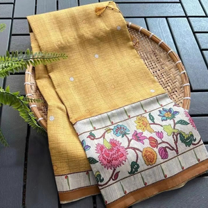 Sari Clásico Elegante de Tussar Liso Étnico de Diseñador Indio de Última Moda para Fiesta, Boda India, Festivales, Ropa para Mujer y Niña - Product Image 1