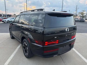 SUV intermédiaire 2025 SEL électrique intelligent à transmission intégrale avec autonomie NEDC de 601-700 km et batterie de 90-110 kWh - Product Image 5