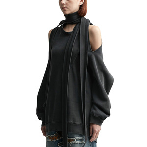 Venta al por mayor de invierno impreso logotipo personalizado de gran tamaño pulóver cuello redondo sudadera Activewear Boxy recortada con capucha para las mujeres - Product Image 6