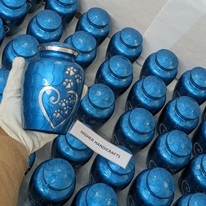 Premium Metal Pet <b>Urn</b> with Paws in Heart Design Small Dog <b>Cat</b> Ashes Keepsake Handmade Cremation Memorial <b>Urn</b> Wholesale - Product Image 3