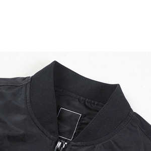 เสื้อแจ็กเก็ตบอมเบอร์สำหรับผู้ใหญ่เสื้อแจ็คเก็ตแบบมีคอตั้งมีโลโก้ด้านหน้าผ้าระบายอากาศกันน้ำขนาดตามสั่งล่าสุด - Product Image 4