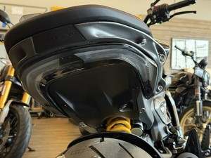 Motocicleta Ducati <span class=keywords><strong>Xdiavel</strong></span> V4 <span class=keywords><strong>Black</strong></span> Lava 2026 Nueva en Venta - Product Image 6