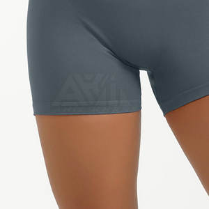 Short décontracté à taille élastique, sans couture, parfait pour l'été, respirant, de haute qualité, short pour femmes fabriqué au Pakistan - Product Image 6