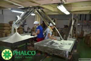 Noix de coco desséchée de qualité supérieure de qualité alimentaire du Vietnam, haute et faible en gras, prix d'exportation en vrac - Product Image 2