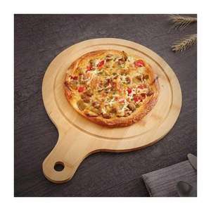 Planche à découper en bois naturelle et écologique fabriquée à la main personnalisée pour servir du fromage et couper des légumes en forme ronde - Product Image 3