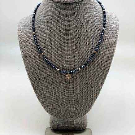 สีน้ำเงินเข้ม