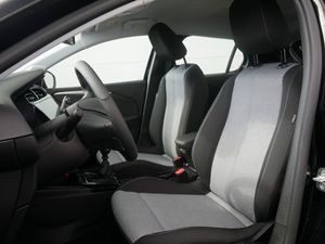 CORSA HATCHBACK 2025 USADO EN BUEN ESTADO CON FRENO DE ESTACIONAMIENTO AUTOMÁTICO - Product Image 4