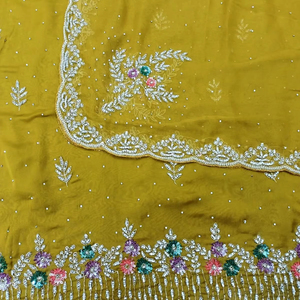 Costumes indiens de créateur modernes non cousus brodés à la main pour femmes pour les fêtes de style traditionnel - Product Image 1