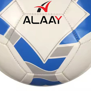Ballon de football en PVC de haute qualité Alaay, durable, pour l'intérieur et l'extérieur, avec logo personnalisé imprimé pour l'entraînement professionnel - Product Image 5