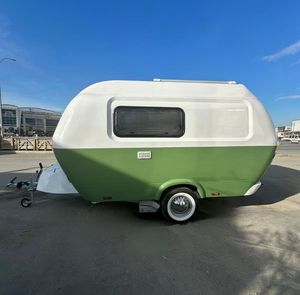 Remolque de Viaje Pequeño y Ligero, Moderno, en Forma de Lágrima, Construcción de Acero Inoxidable, Color Rosa, Diseño Confortable, Buenos Precios de Venta - Product Image 1