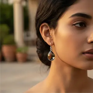 Boucles d'oreilles en forme de larme plaquées or 18 carats avec quartz fumé, grenat, perle, diamant, argent sterling, boucles d'oreilles pendantes pour femmes pour les mariages - Product Image 2