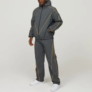 Ensemble de survêtements coupe-vent en nylon de haute qualité conception personnalisée survêtement de sport hommes sport entraînement Football 2 pièces ensembles pour garçons - Product Image 1