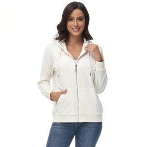 Nouveauté : Ensemble jogging 2 pièces personnalisé avec logo (hoodie et pantalon) pour femme – Collection automne – Fabricant - Product Image 2