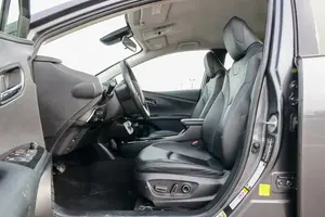 TOYOTA PRIUS PRIME 2018 USADO, Volante a la Izquierda/Derecha - Product Image 2