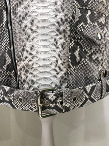 Veste de motard en cuir longue et fine en toile avec logo frontal, imperméable et respirante, tendance moto - Product Image 5