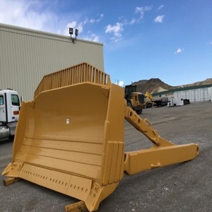 Cuchillas Hidráulicas de 6 Vías para Bulldozer en Venta - Product Image 1
