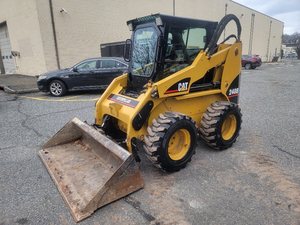 Chargeuse compacte sur pneus CAT 299D3 d'occasion avec moteur Perkins et pompe, à vendre à bon prix - Product Image 6