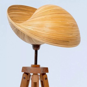 Lampadaire en tissu blanc en forme de champignon pour la décoration intérieure de salon de luxe moderne, élégant, support doré LED pour la maison et le bureau - Product Image 4