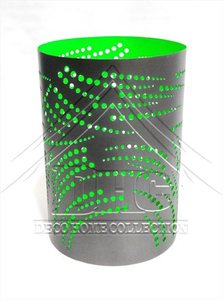 Porte-bougie moderne en métal découpé, lanterne abstraite en fer pour la décoration de la maison et des mariages, porte-bougie cylindrique doré et noir - Product Image 5