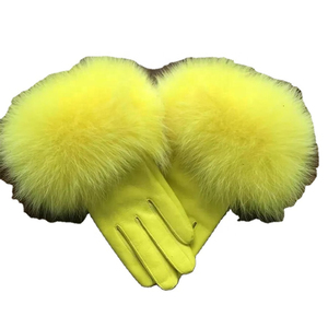 Vente en gros de gants en cuir tendance pour filles fourrure d'hiver en peau d'agneau logo personnalisé multi-usage pour s'habiller en voiture écran tactile extérieur - Product Image 4