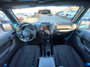 Voiture d'occasion de qualité abordable, Jeep Wrangler JK Unlimited Sport 2018, conduite à gauche - Product Image 2